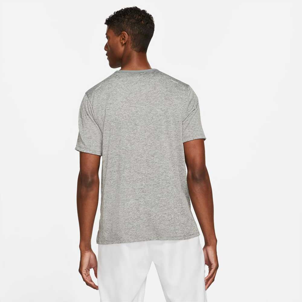 Nike, Top a maniche corte Rise 365 da uomo - Grigio fumo